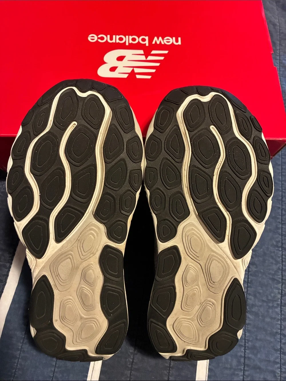 New Balance Men's Gray and Blue Fresh Foam 860 Athletic Shoes